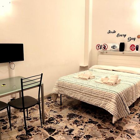 Ferienwohnung Locazione Turistica Casa Gardenia Turin Exterior foto